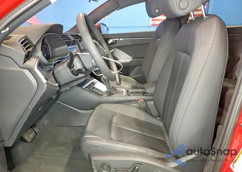 2025 Audi Q3 Premium S Line 45 z USA, uszkodzony, nr VIN WA1DECF39S1056581